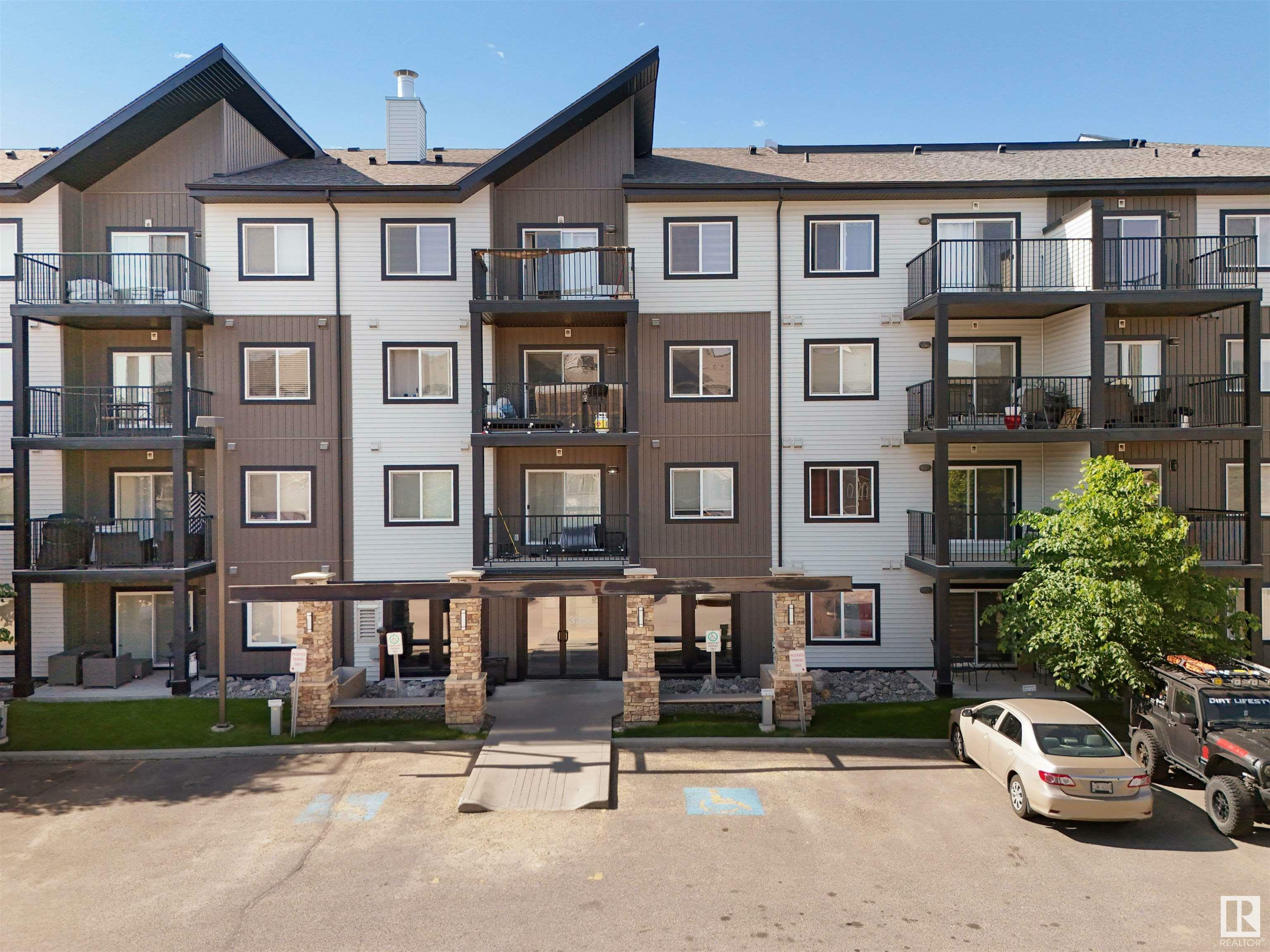 Property Photo: 3353 16A Avenue NW 102 AB T6T 0V4