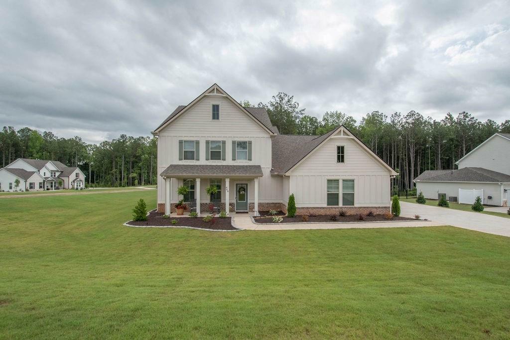 Property Photo: 449 Saddleridge Trail GA 30276
