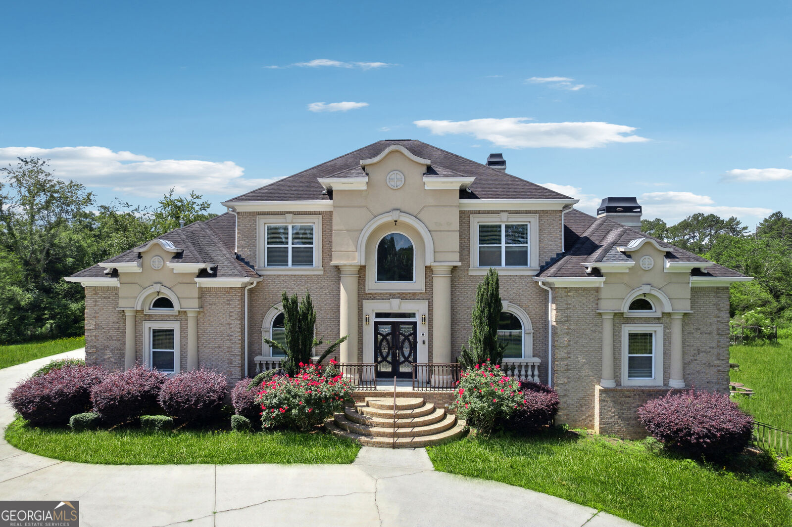 Property Photo:  5661 Rutland Trace  GA 30058 