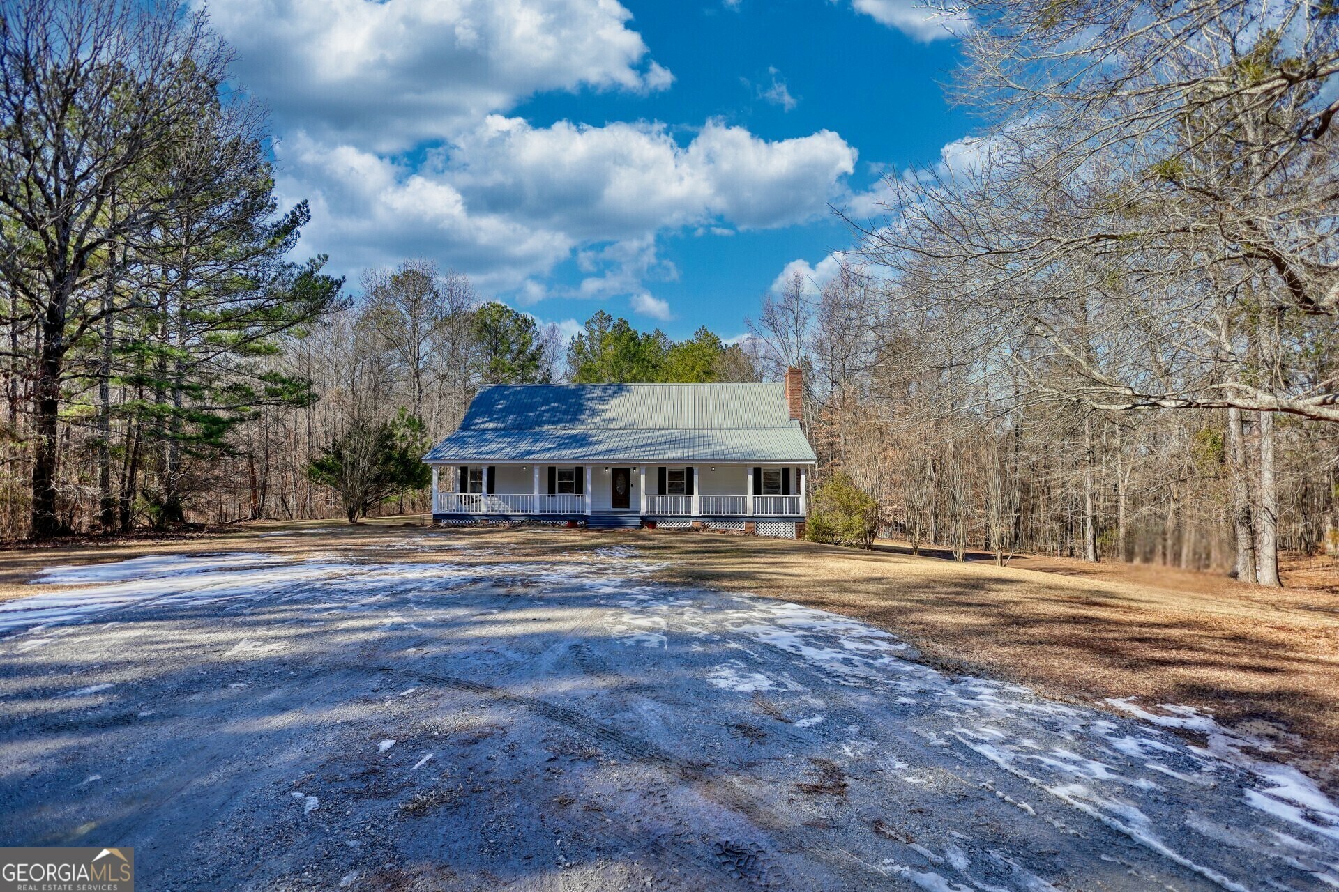 Property Photo: 1440 Deerwood Drive GA 30650