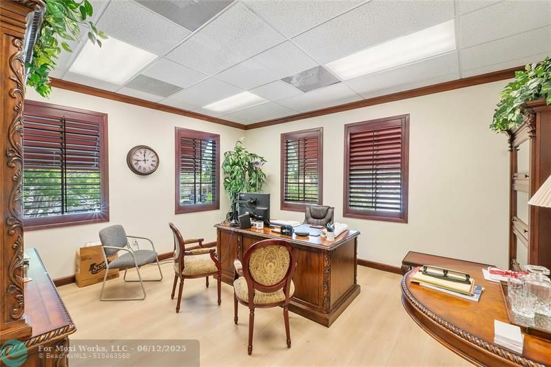 Property Photo: 5571 N University Dr. 211-212 FL 33067