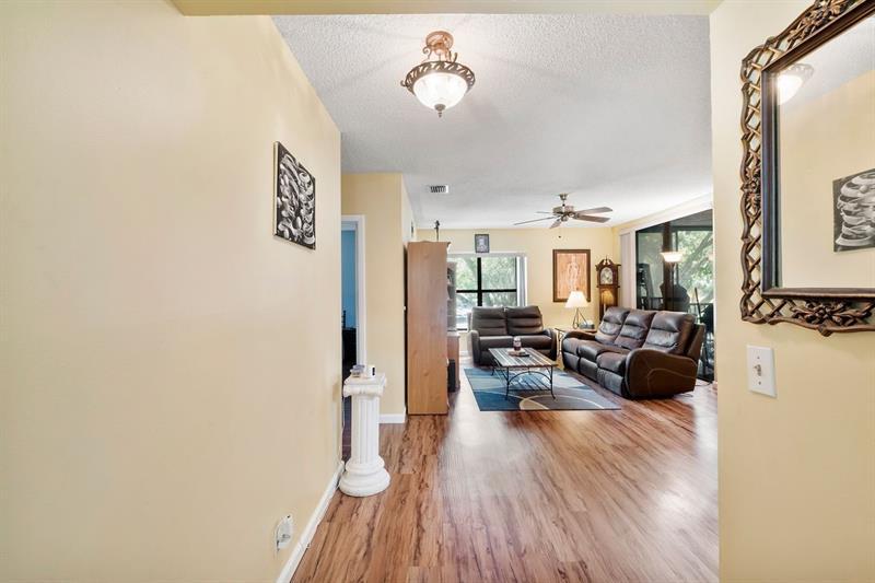 Property Photo:  4517 Carambola Cir S 27290  FL 33066 