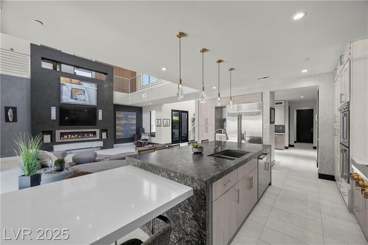 Property Photo: 5 Highland Cove Lane NV 89011