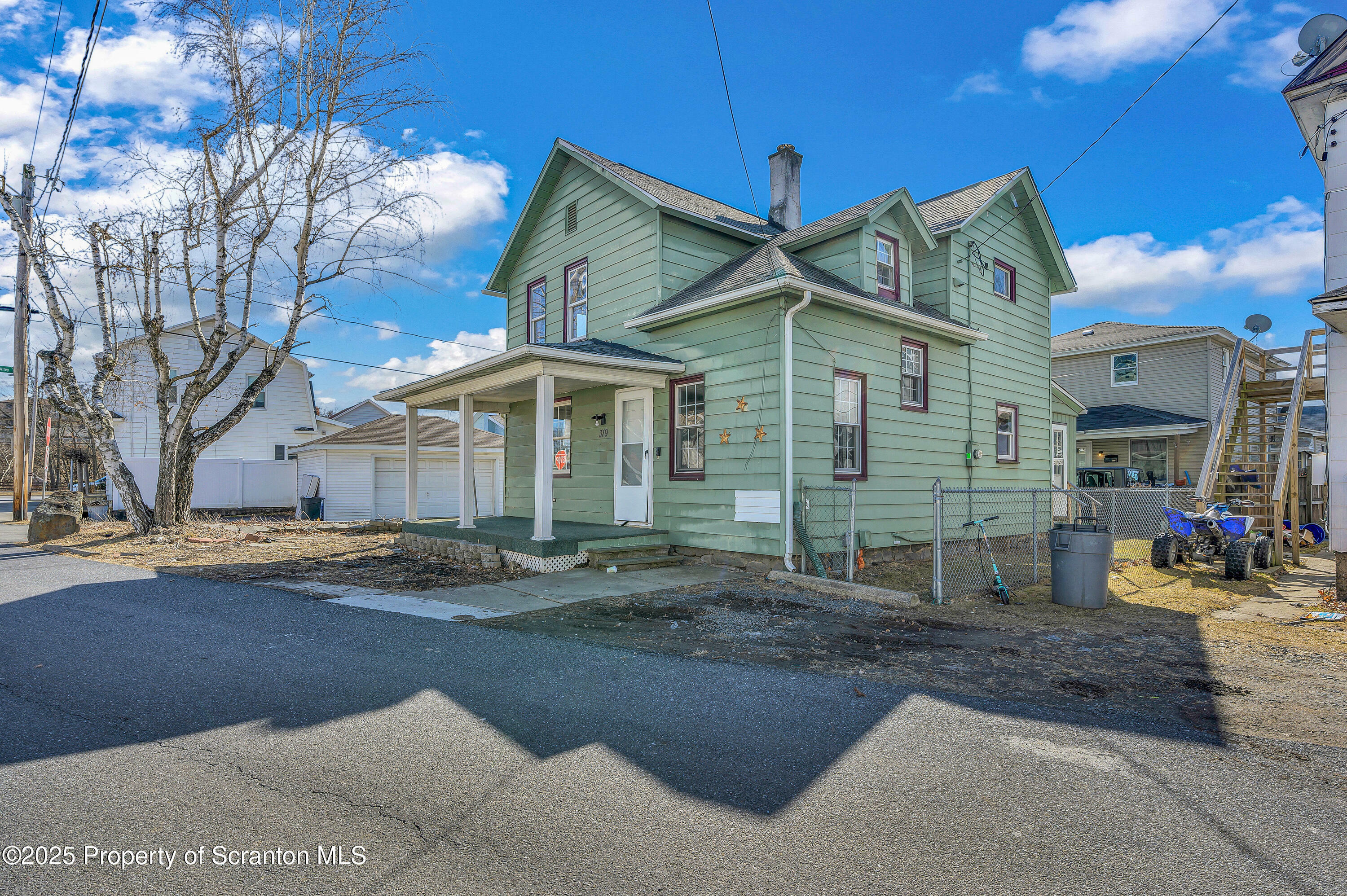 Property Photo: 319 Union PA 18452