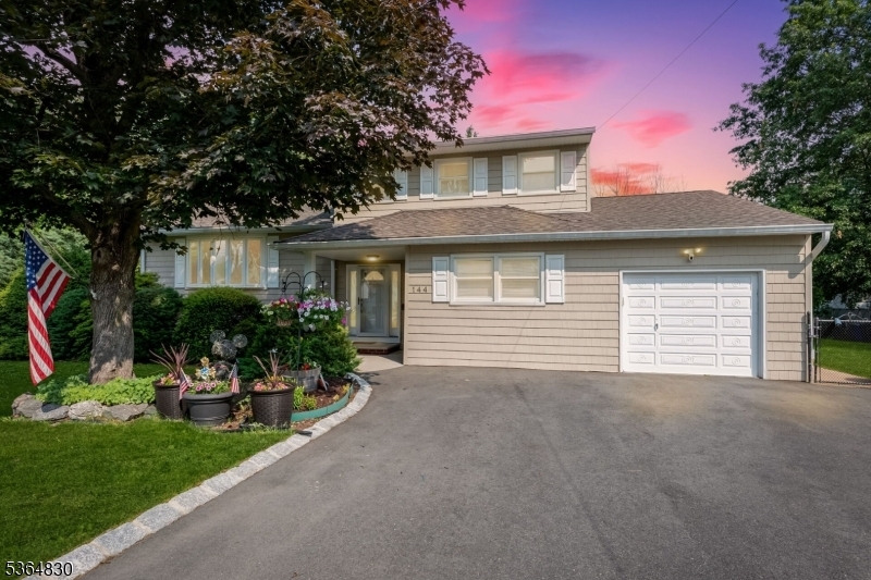 144 Acorn Dr  Clark Twp. NJ 07066 photo