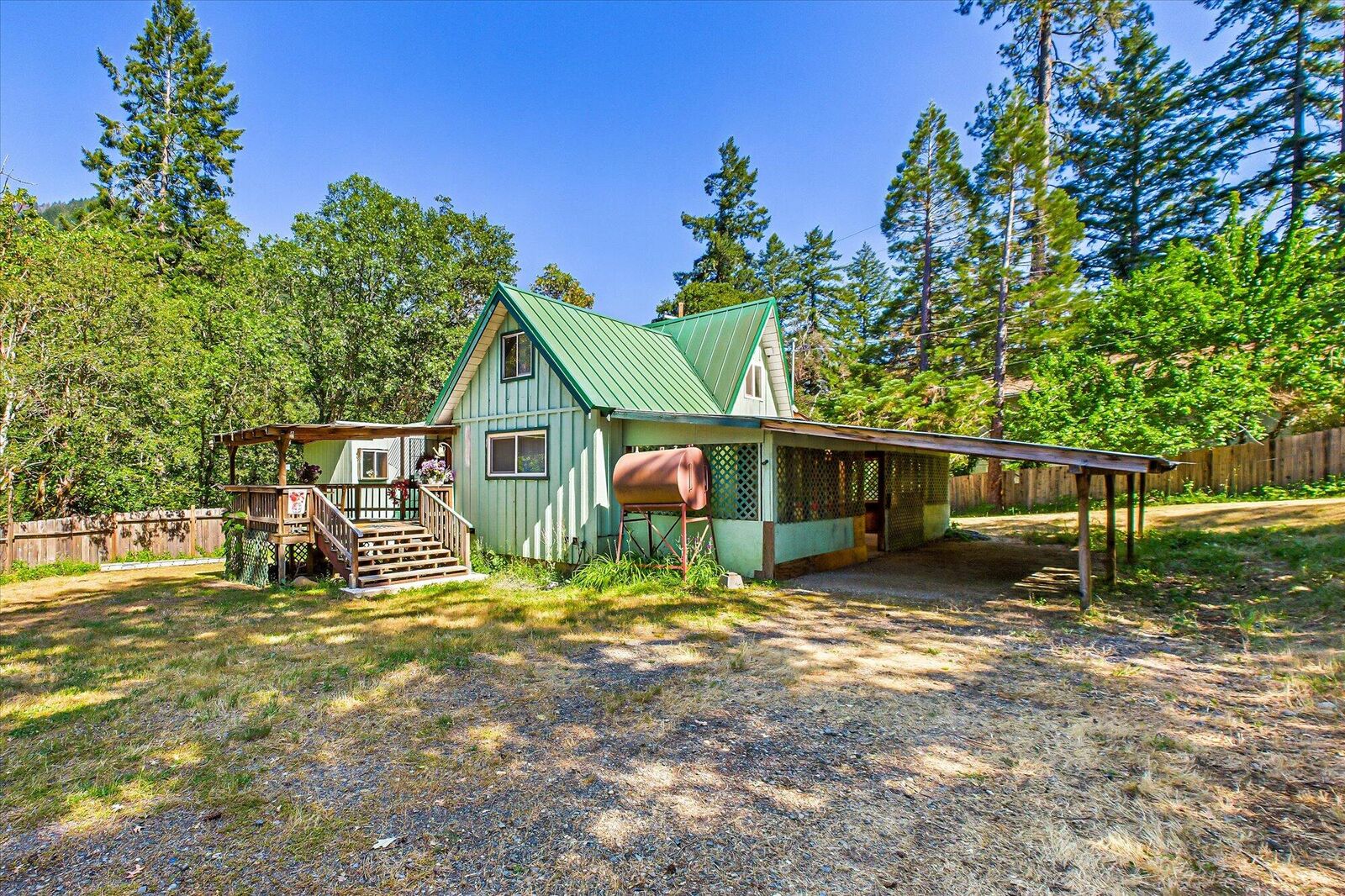 Property Photo:  920 Patterson Road  CA 95573 