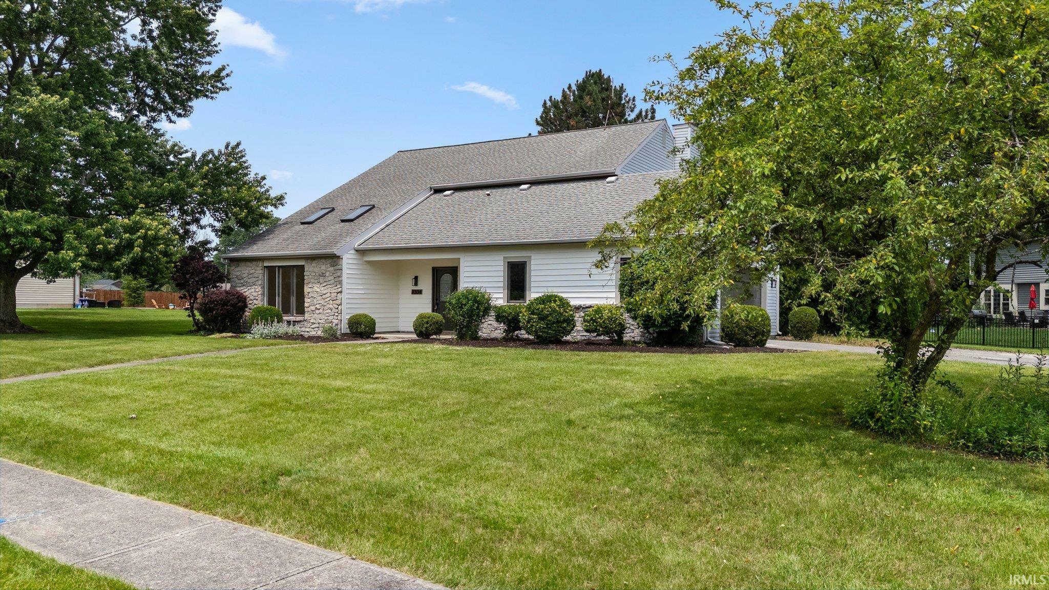 Property Photo: 9304 Deer Trail IN 46804-1398