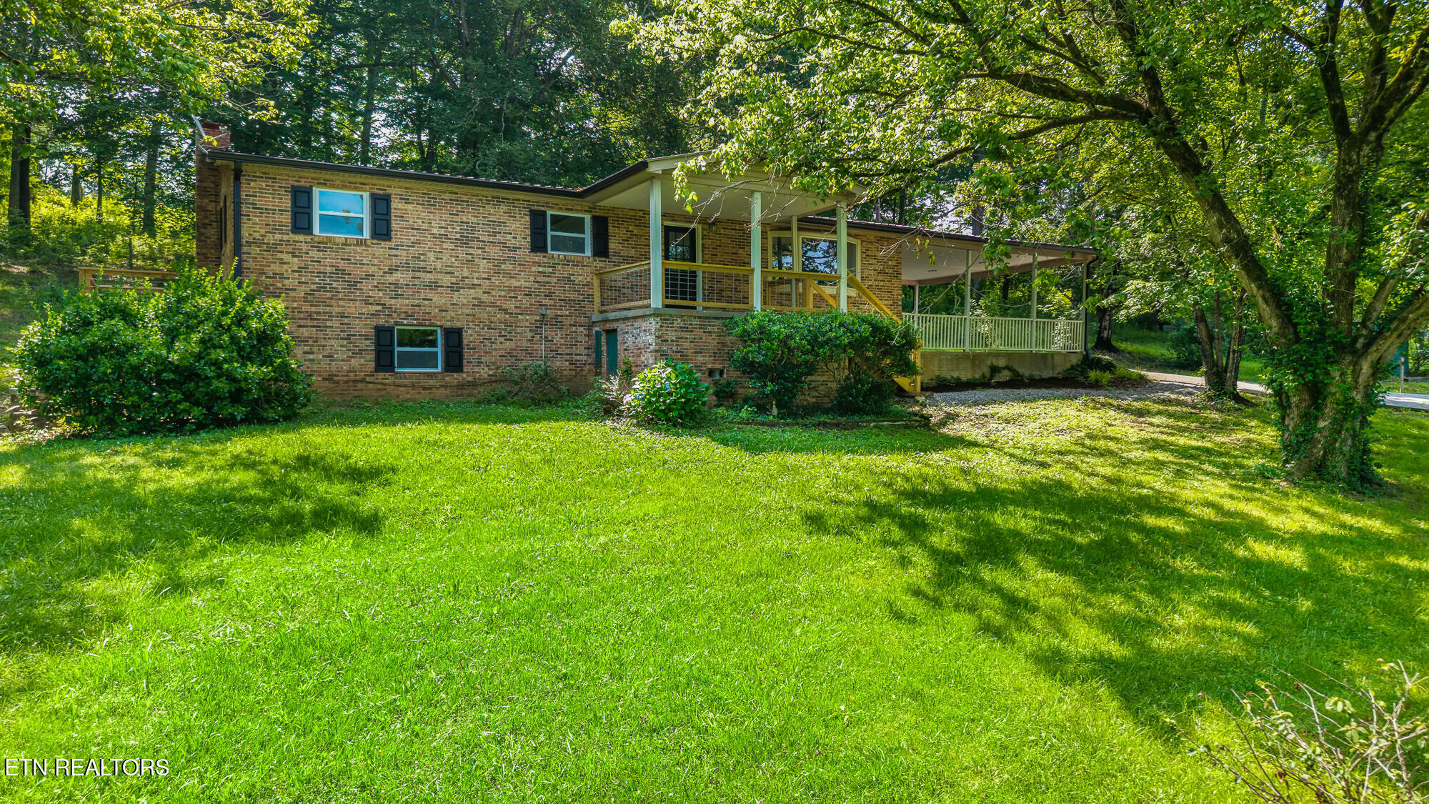 Property Photo: 3905 Highway 360 TN 37885