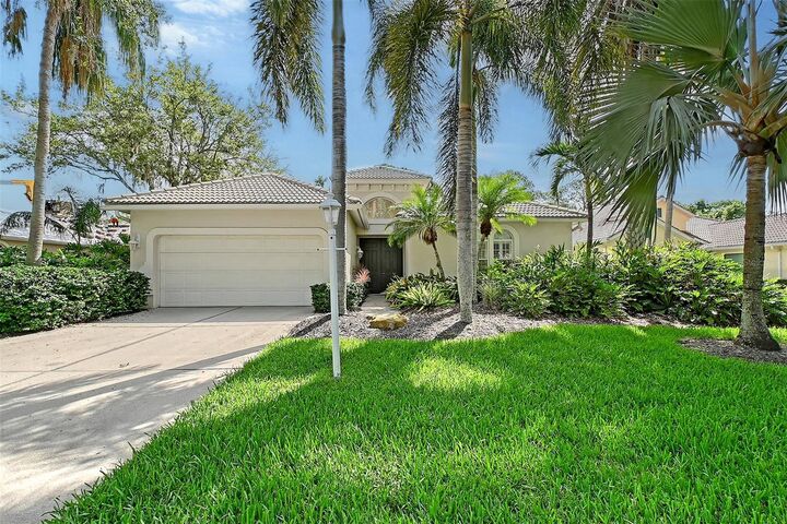 Property Photo: 5839 Los Verdes Court FL 34210