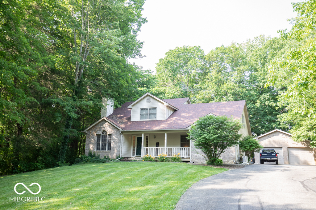 Property Photo: 850 S County Road 185 E IN 47265