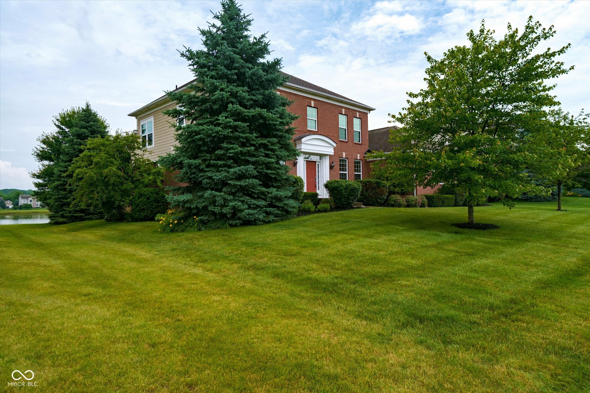 Property Photo:  4617 S Cobblestone Drive  IN 46077 