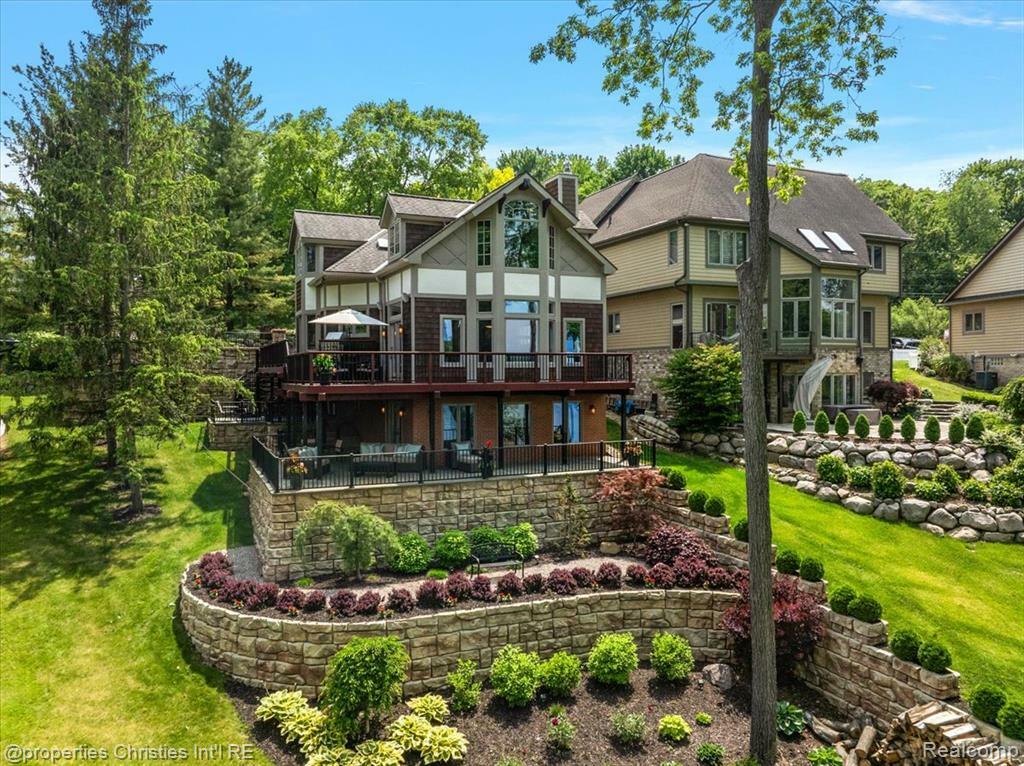 Property Photo: 1739 Ridge Road MI 48383 1787