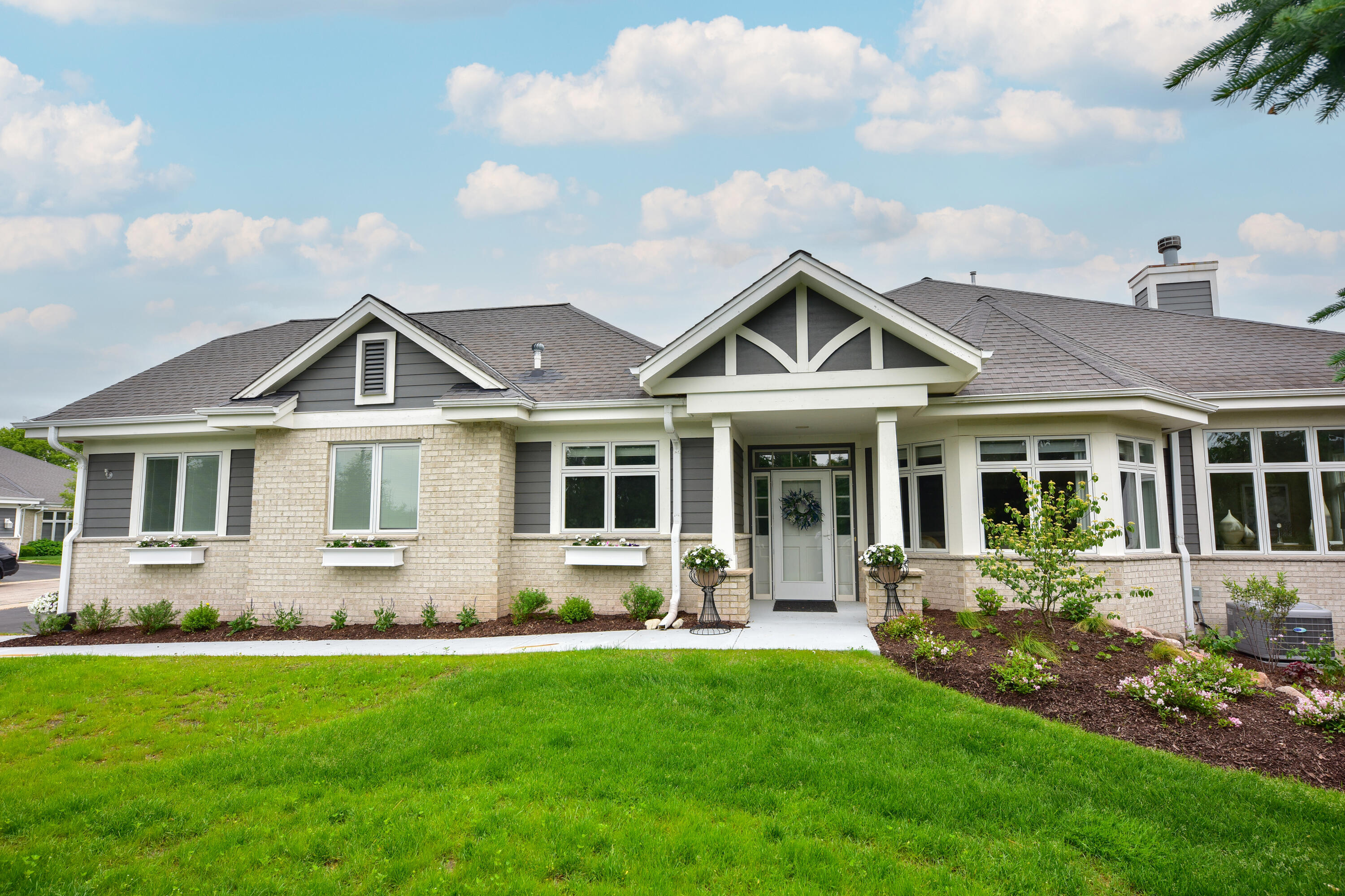 Property Photo: 17185 Lake Rd C WI 53005