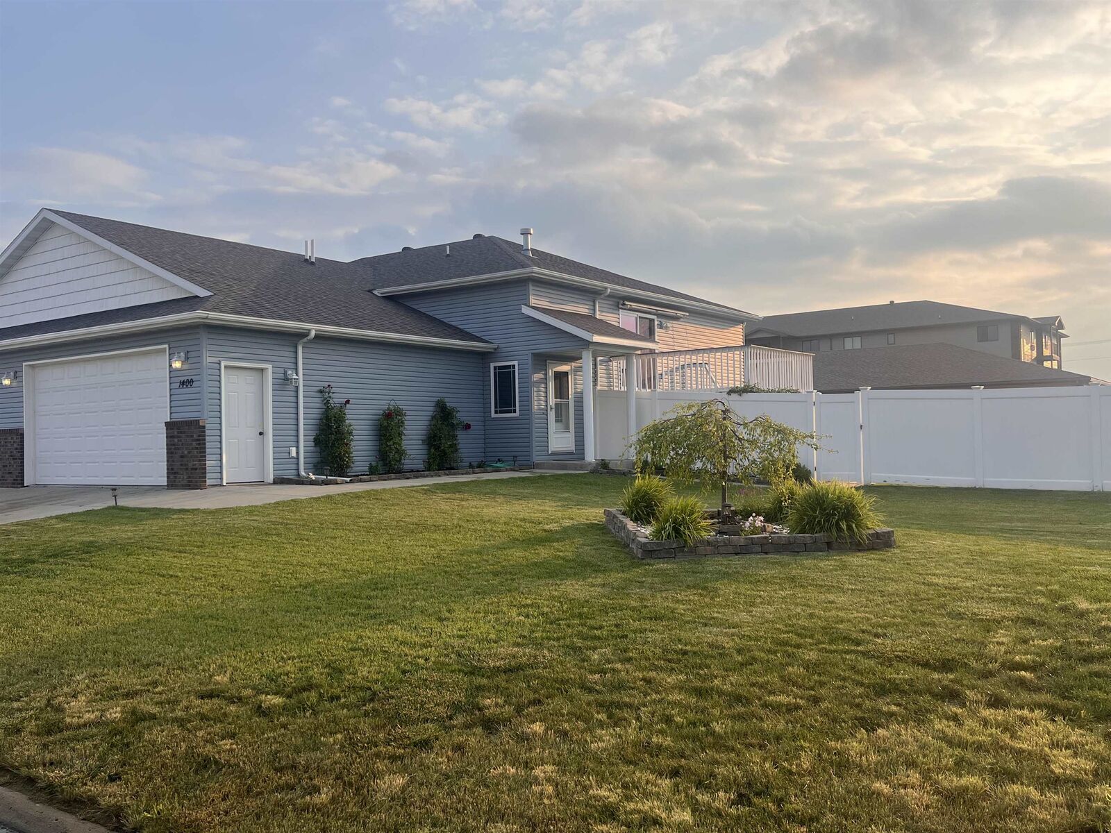 Property Photo: 1400 34th Ave SE ND 58701