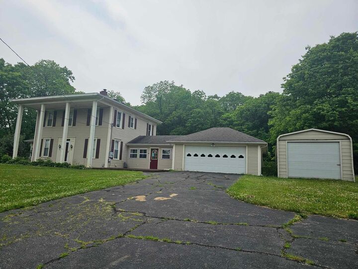 20051 Capital Avenue NE  Battle Creek MI 49017 photo