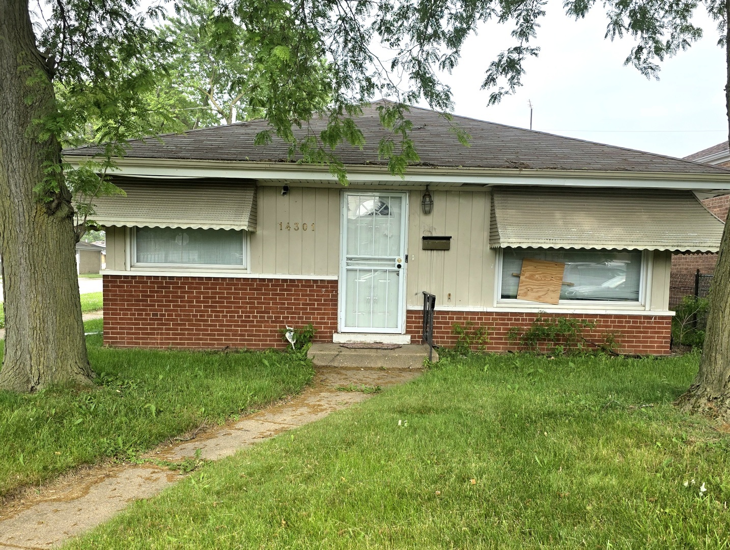 Property Photo: 14301 Kimbark Avenue IL 60419