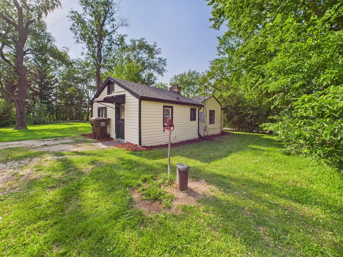 Property Photo: 4434 Mila Avenue IL 61101