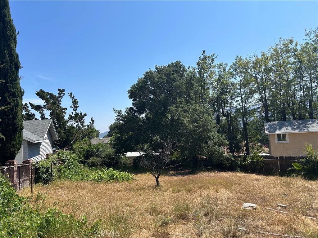 Property Photo: 3040 Gertrude Avenue CA 91214