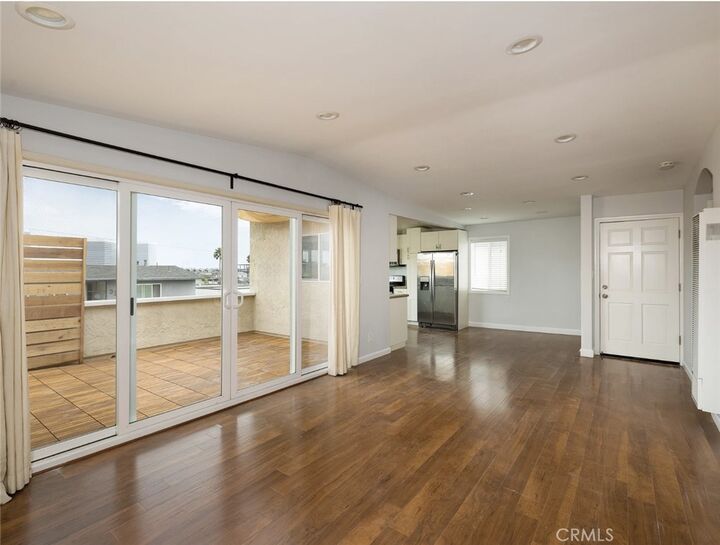 Property Photo: 315 Bungalow Drive CA 90245