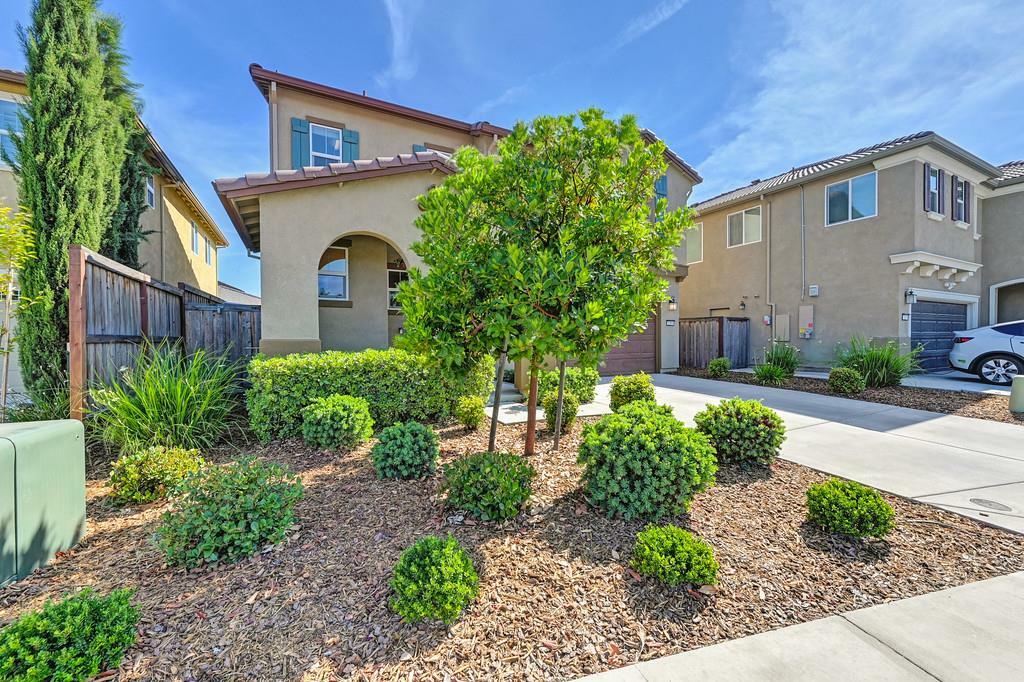Property Photo:  2209 Symphony Avenue  CA 95747 