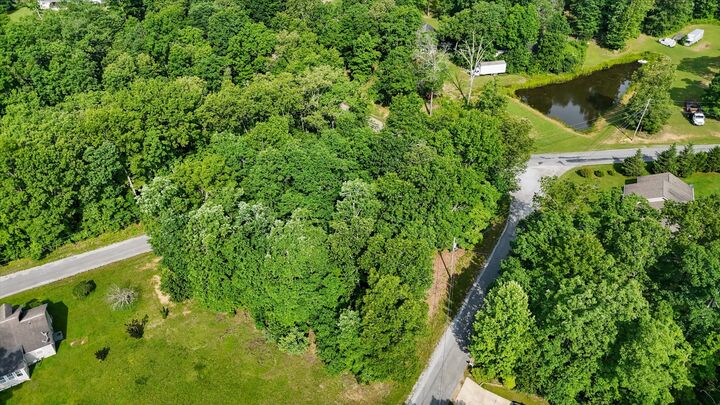 Property Photo:  600 Aqum Cir  TN 38572 