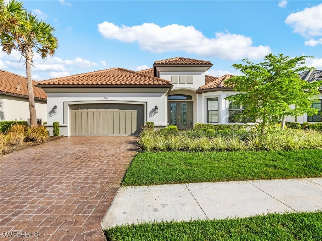 Property Photo: 8341 Promoso Court FL 34114