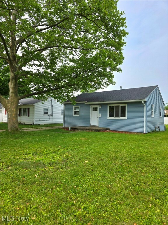 Property Photo: 310 Pasadena Avenue OH 44035
