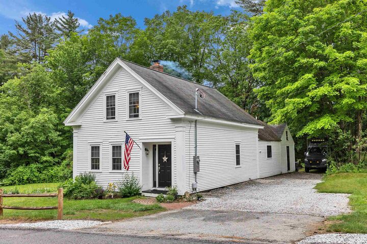 Property Photo:  67 Kendall Hill Road  NH 03057 