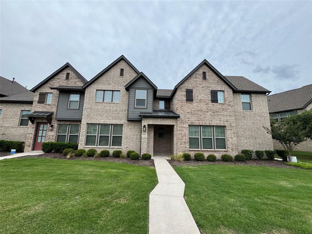 Property Photo: 1951 Sweetwater Lane TX 75013