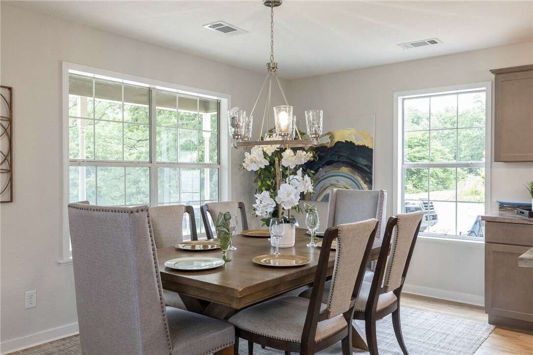 Property Photo: 10042 Whitehouse Road AR 72701
