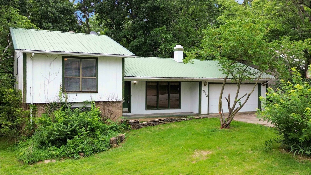 3532 N Whippoorwill Court  Fayetteville AR 72701 photo