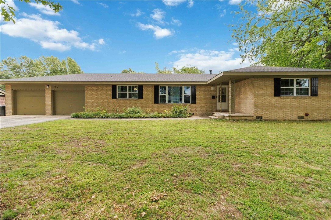 713 Carlton Street  Springdale AR 72762 photo