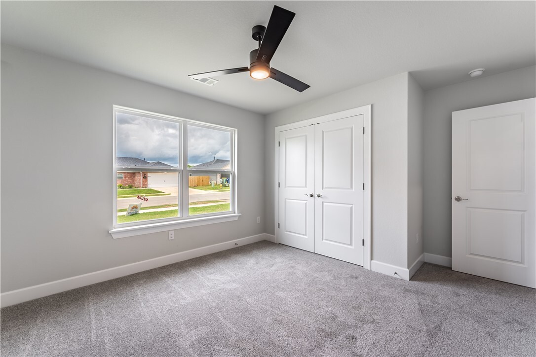 Property Photo: 1001 Autumn Royal Avenue AR 72745
