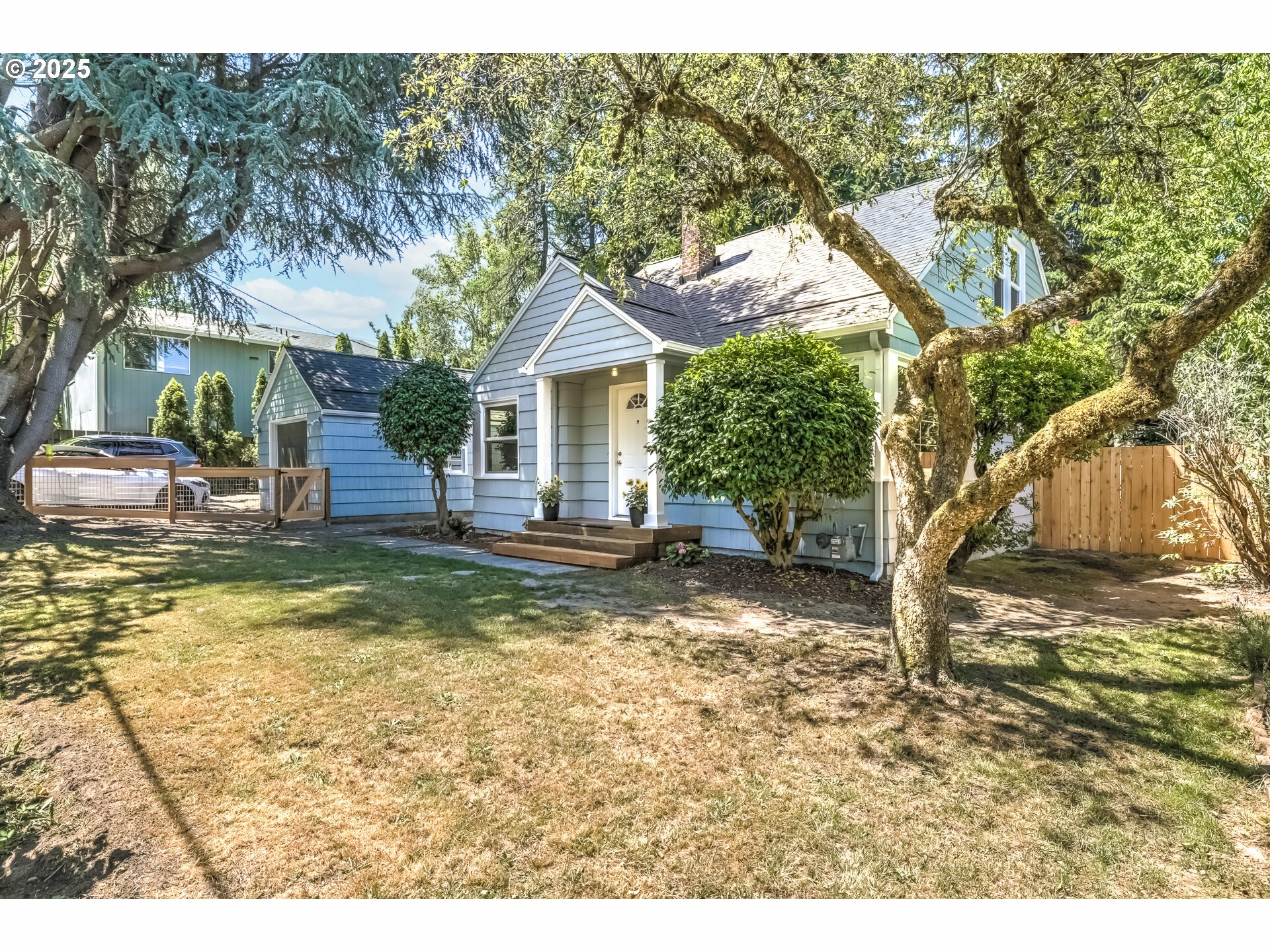 Property Photo: 11355 SW 97th Ct OR 97223