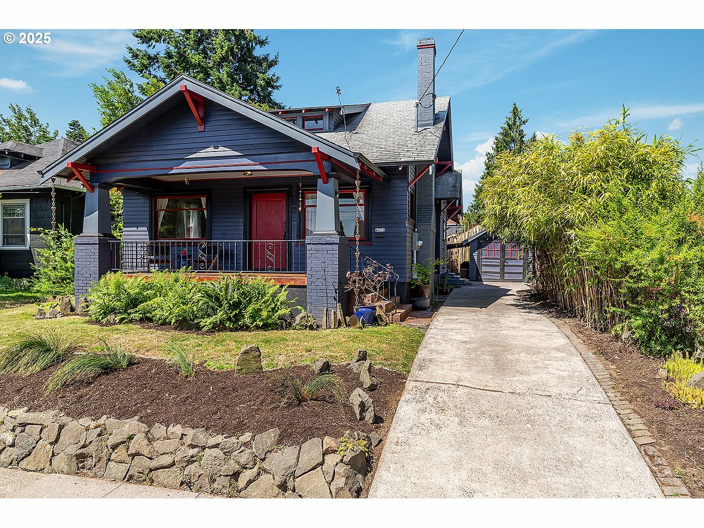 Property Photo:  4915 NE 8th Ave  OR 97211 