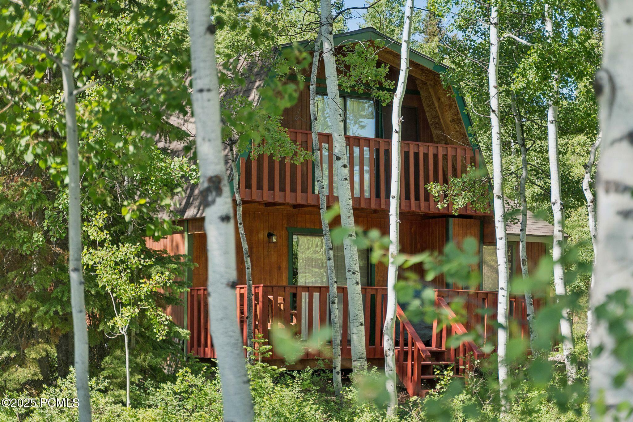 Property Photo: 5910 E Caribou Drive UT 84055