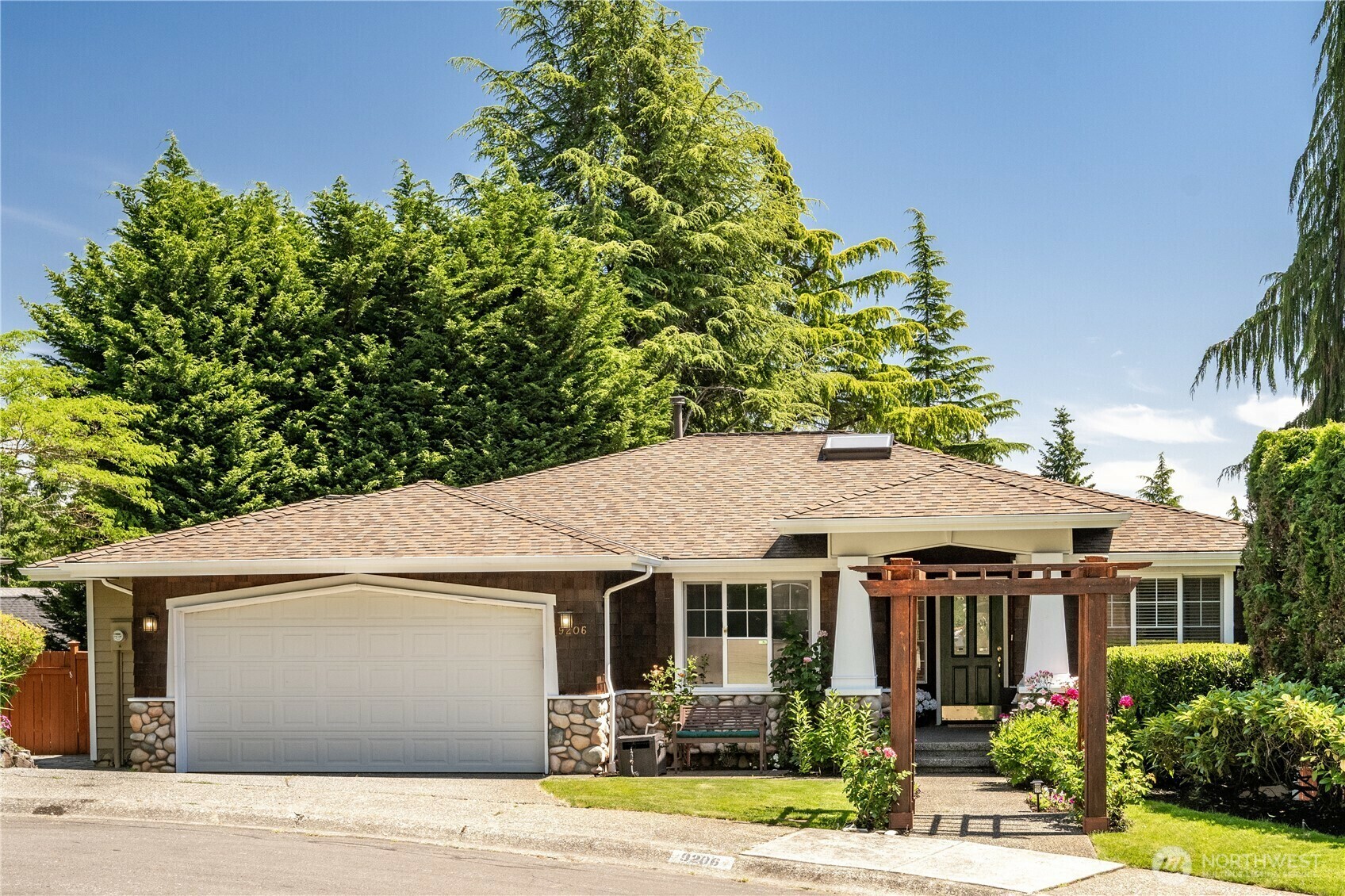 Property Photo: 9206 NE 126th Place WA 98034