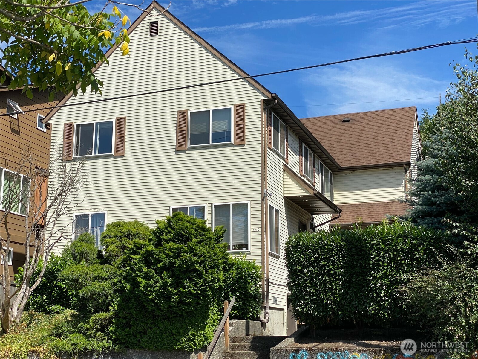 5210  11th Avenue NE  Seattle WA 98105 photo