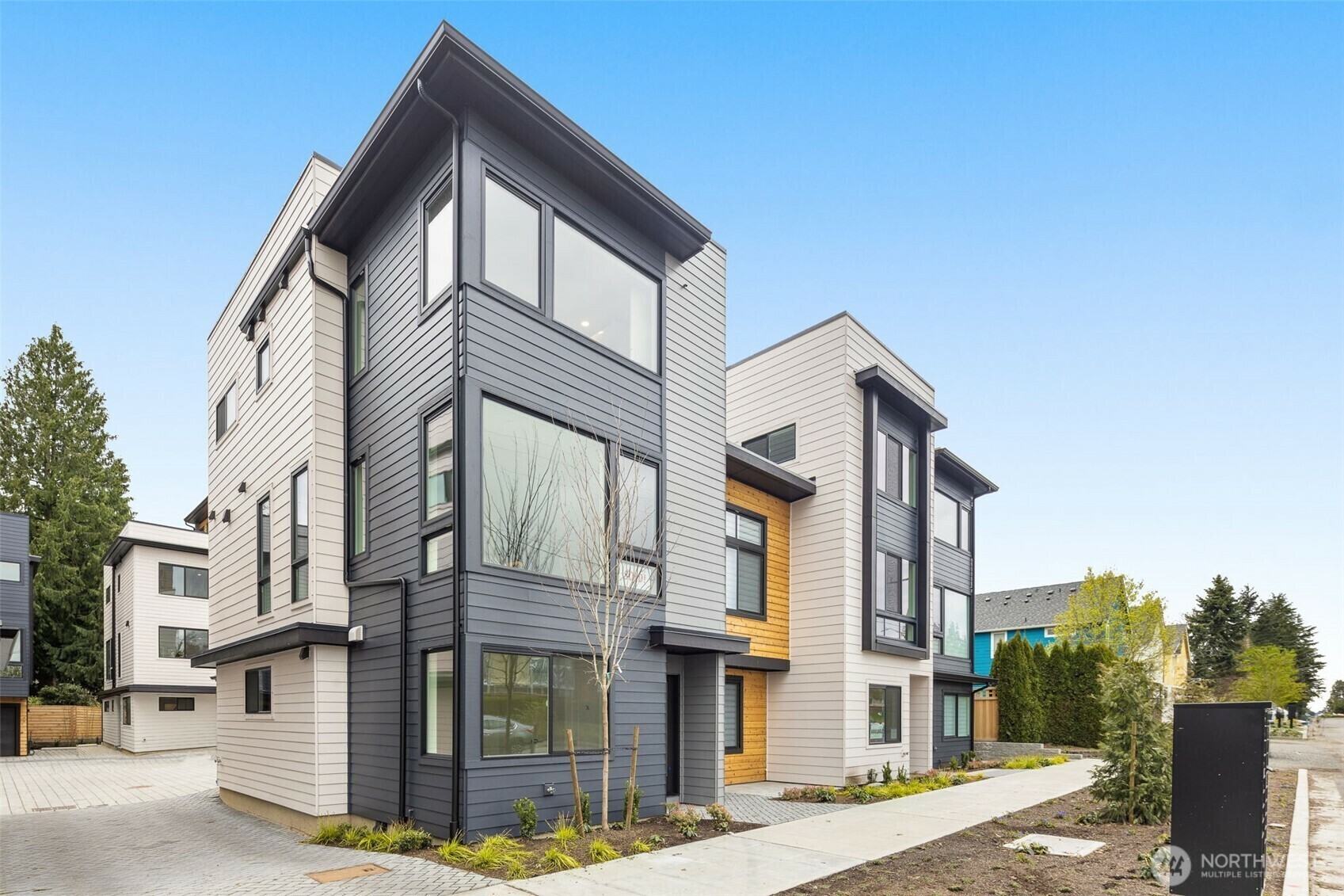 Property Photo: 9221 D 14th Avenue NW WA 98117