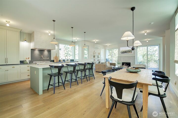 Property Photo:  9208  11th Avenue NW  WA 98117 