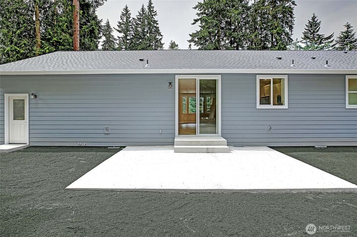 Property Photo:  2801  Huckleberry Lane  WA 98282