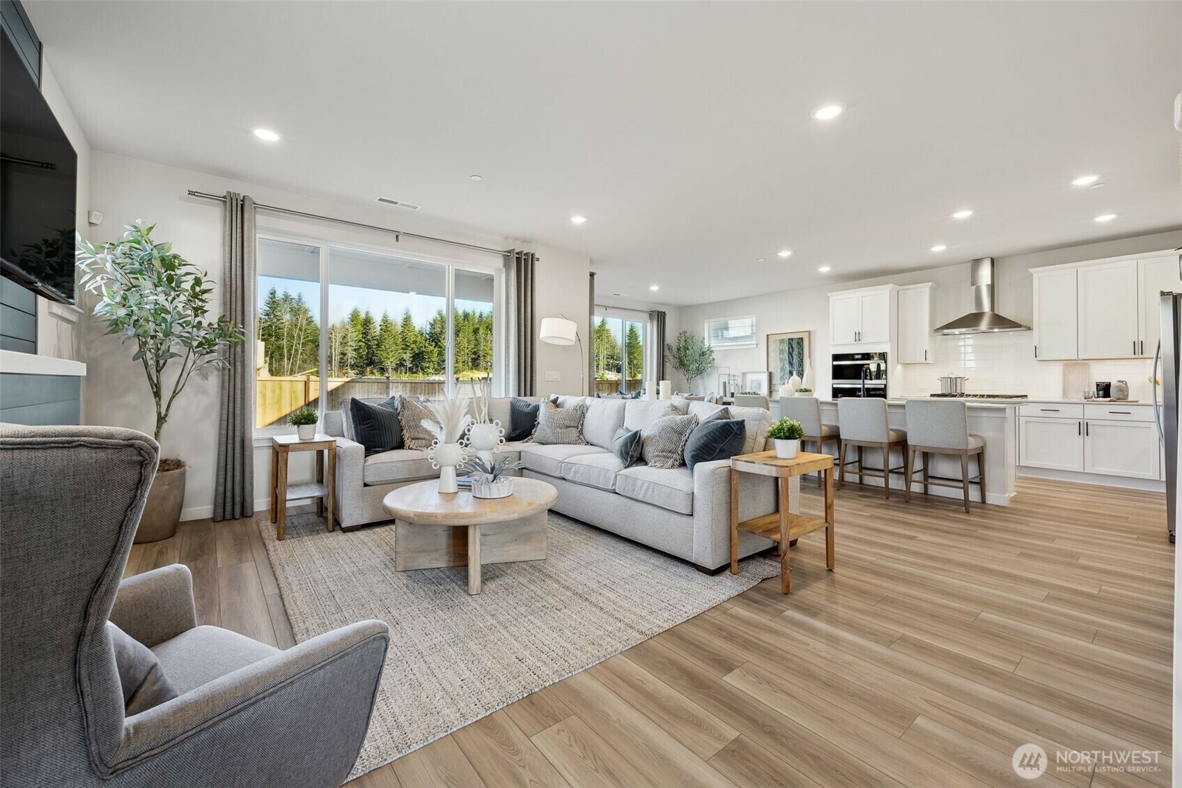 Property Photo: 8718 126th (Lot 5) Street E WA 98375