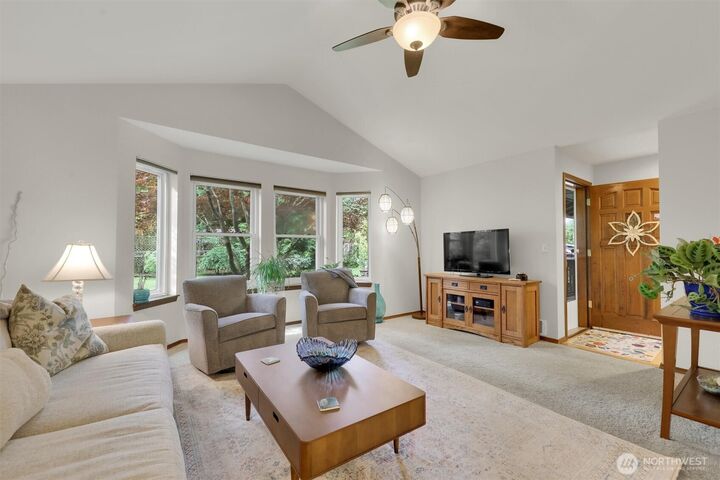 Property Photo:  4623  224th Street SE  WA 98021 