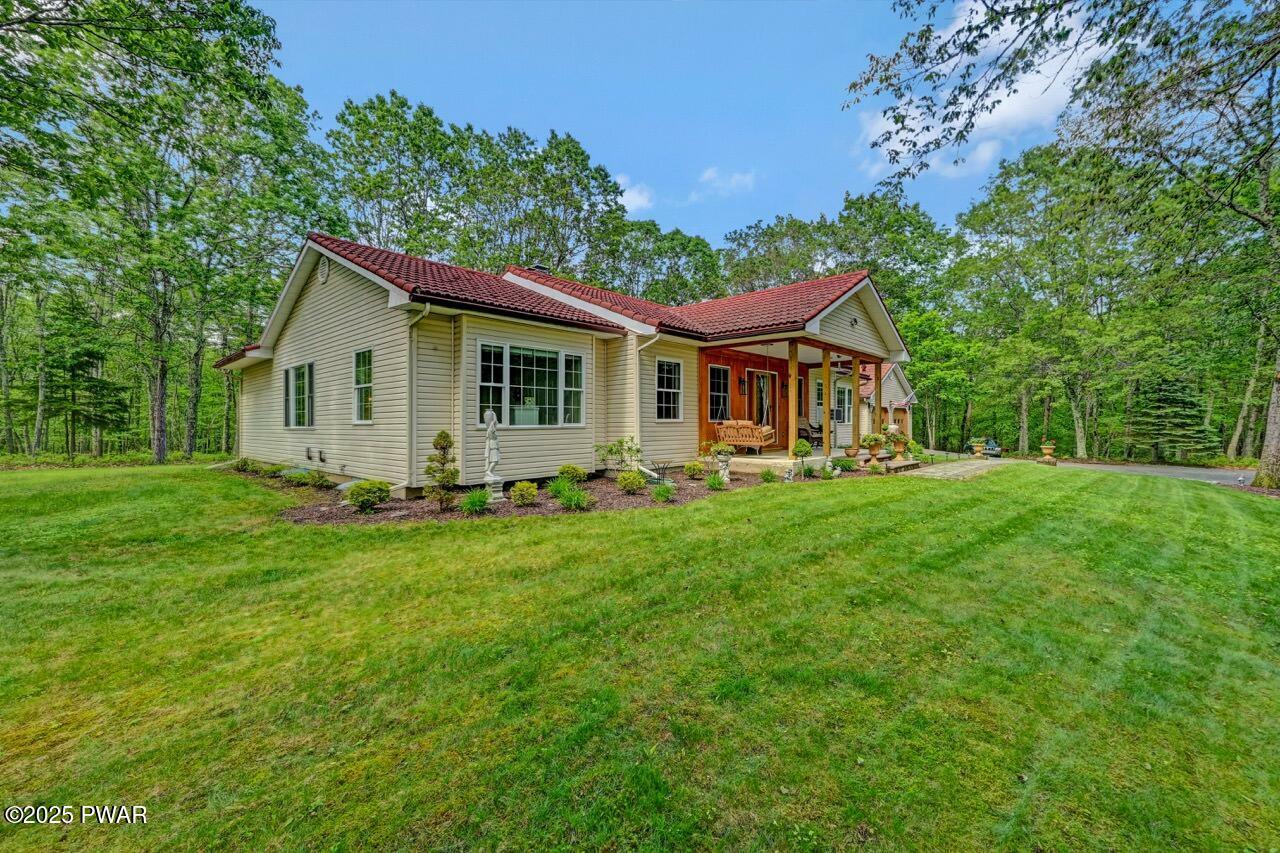 Property Photo: 123 Timber Ridge Drive PA 18458