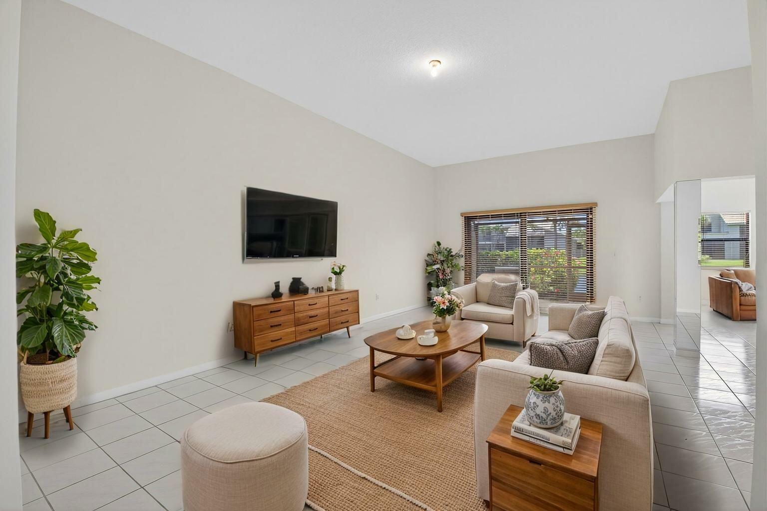 Property Photo: 5255 Monterey H Circle H FL 33484