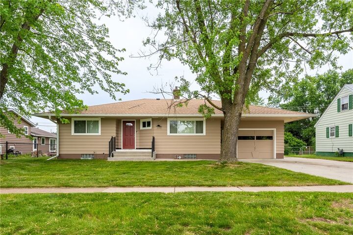 2336 Hayden Avenue  Altoona WI 54720 photo