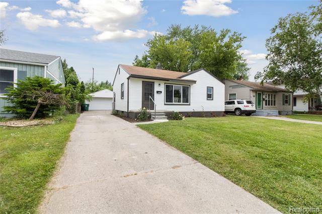 28660 Rosslyn Avenue  Garden City MI 48135 photo