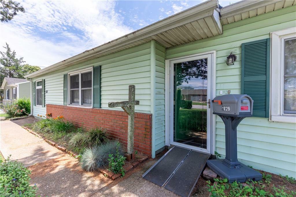 Property Photo:  1029 Ferry Plantation Rd  VA 23455 