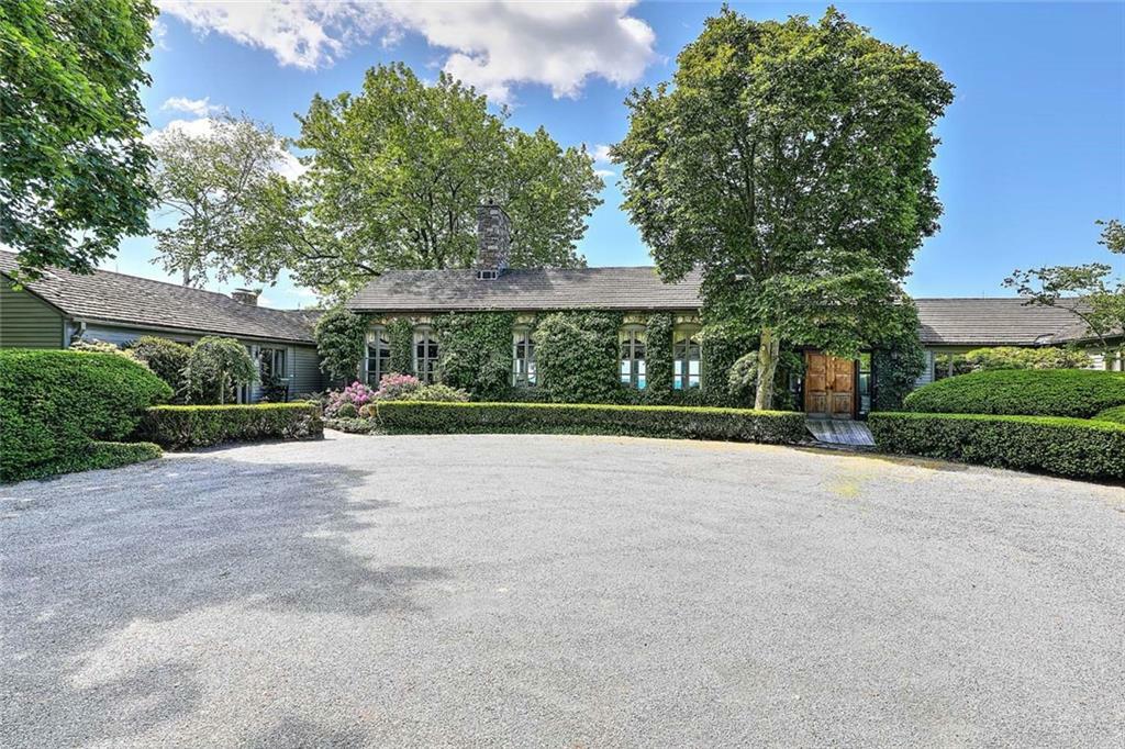 Property Photo: 69 Nayatt Road RI 02806