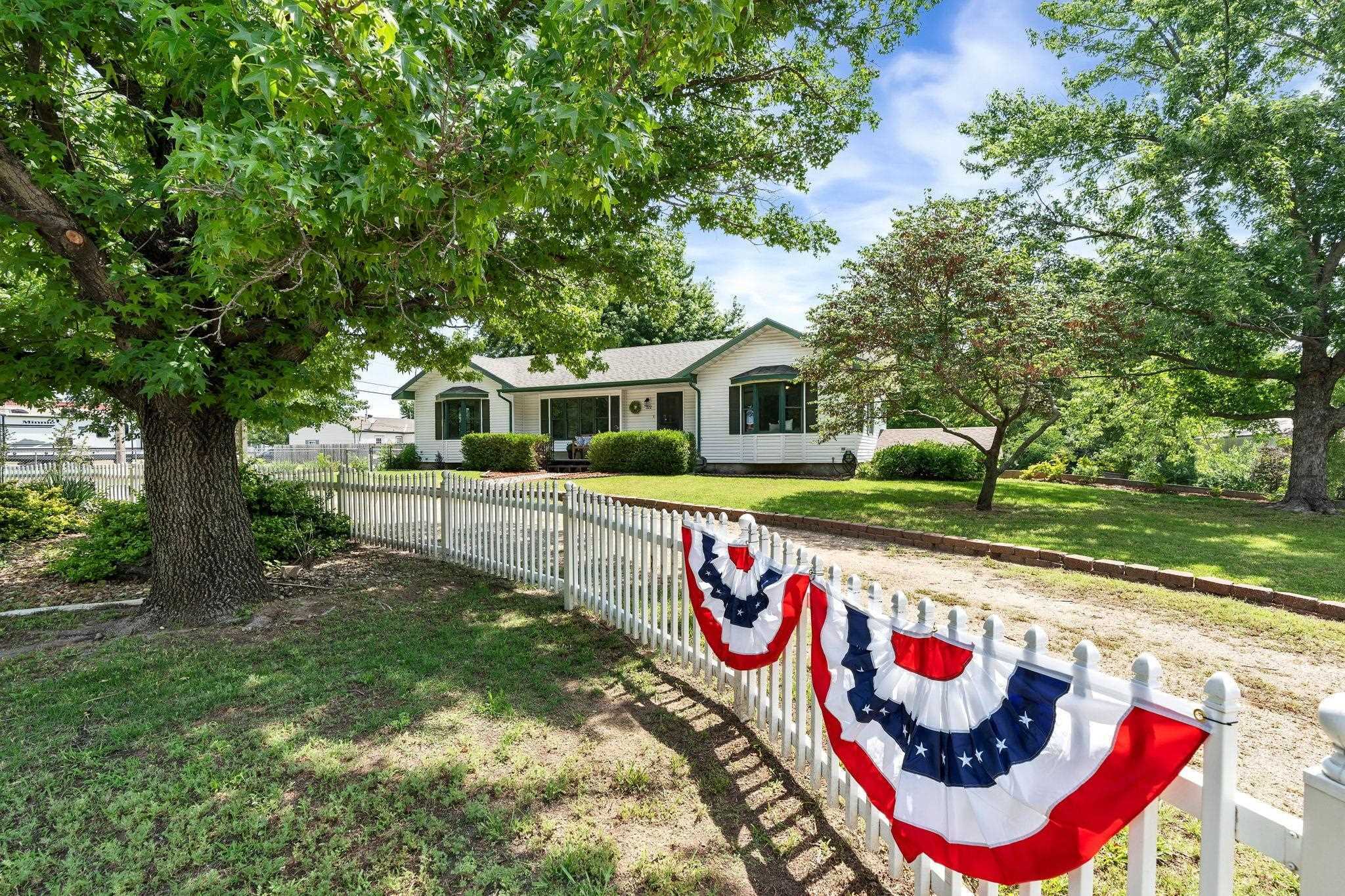 Property Photo: 322 S Main St KS 67060-1776